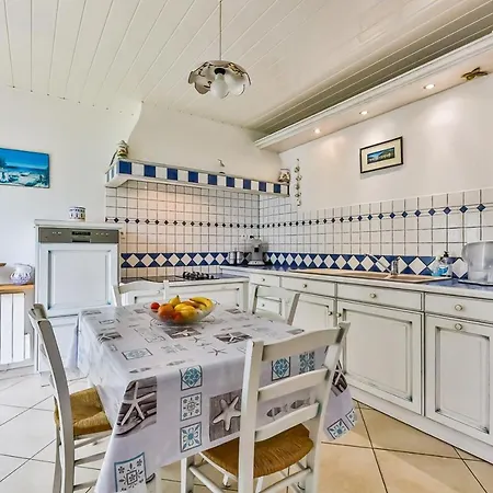 Semesterbostad Belle Maison Au Calme Avec Piscine Challans